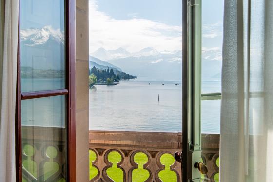 Nuitée dans un château pour 2 - au château de Schadau au bord du lac de Thoune, avec menu à 5 plats 4 