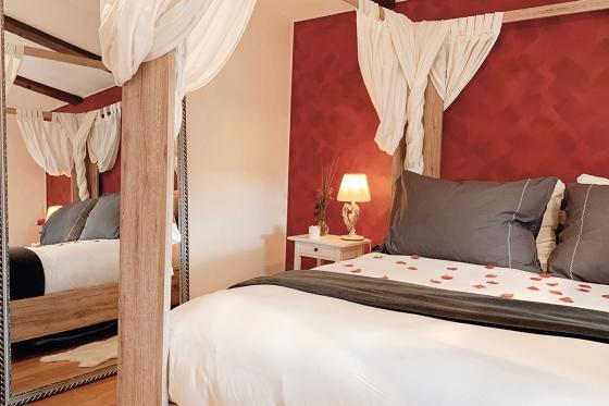 Maisonnette Enchantée - Une nuit avec petit déjeuner et jacuzzi privatif (Dimanche au Jeudi) 3 