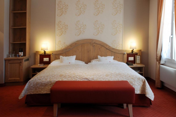 Séjour romantique à Grindelwald - Hôtel 5* Schweizerhof avec dîner aux chandelles et spa privé 4 