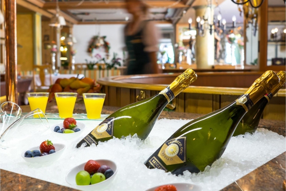 Séjour romantique à Grindelwald - Hôtel 5* Schweizerhof avec dîner aux chandelles et spa privé 10 