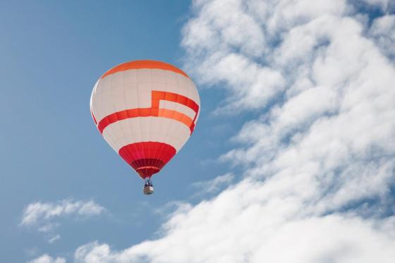 Romandie Ballonfahrt - für 2 Erwachsene & 2 Kinder  