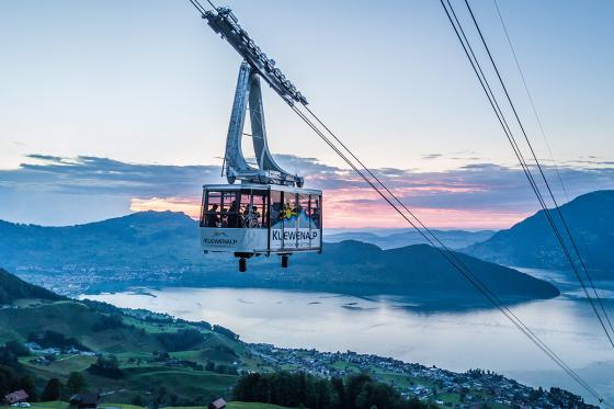 Vollmond-Alp-Znacht mit 4-Gang Menü - inkl. persönliche Muttertags Geschenkkarte  