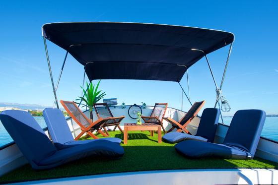 Nuitée dans un bateau - Nuit dans un bateau privé avec une bouteille de vin 6 