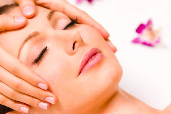 Moment de détente - massage relaxant aux huiles de 60 min pour 1 personne 2  Moment de détente - massage relaxant aux huiles de 60 min pour 1 personne 2