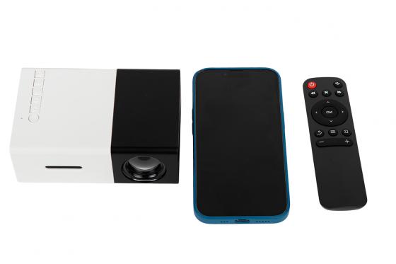 Mini-Projektor - diverse Anschlussmöglichkeiten 3 