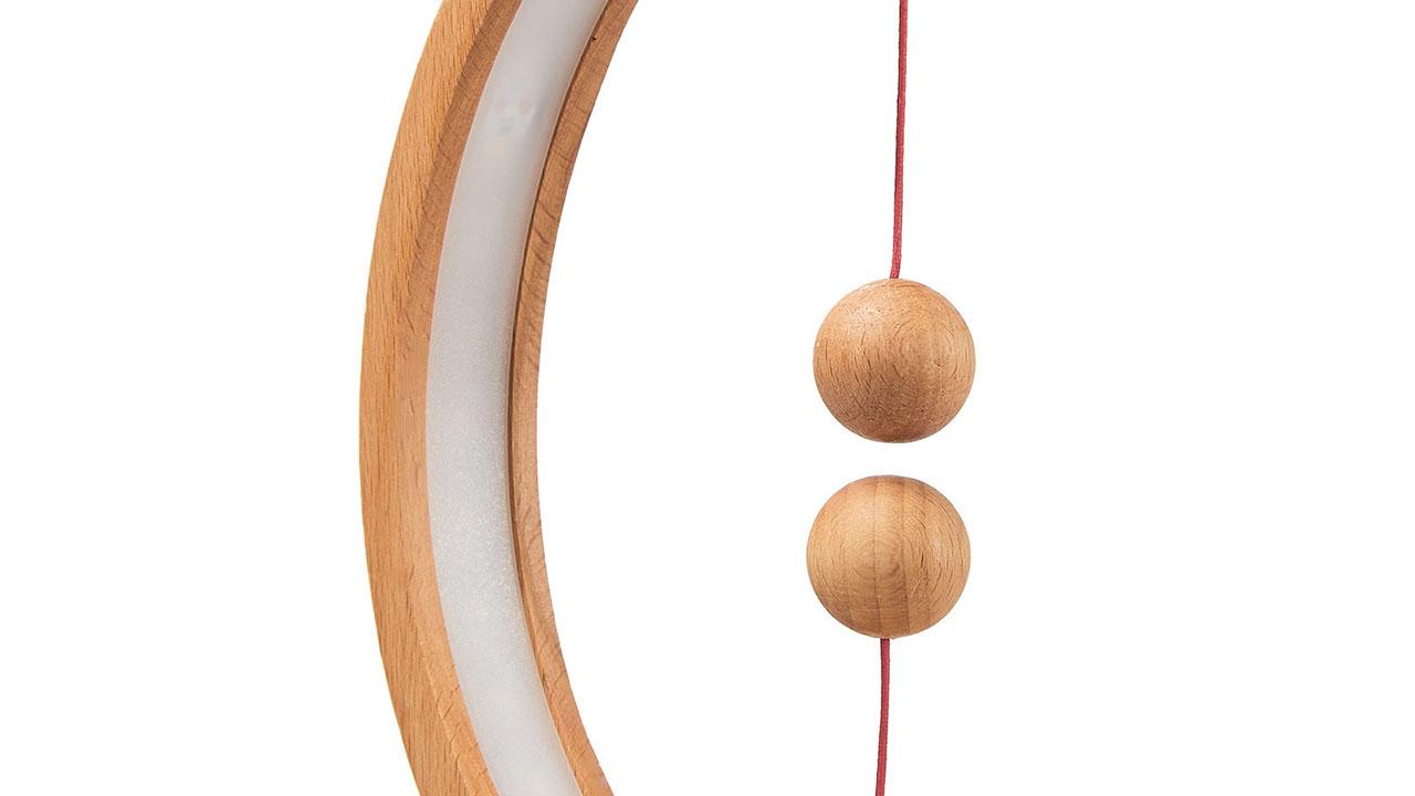 Lampe magnétique, En Bois