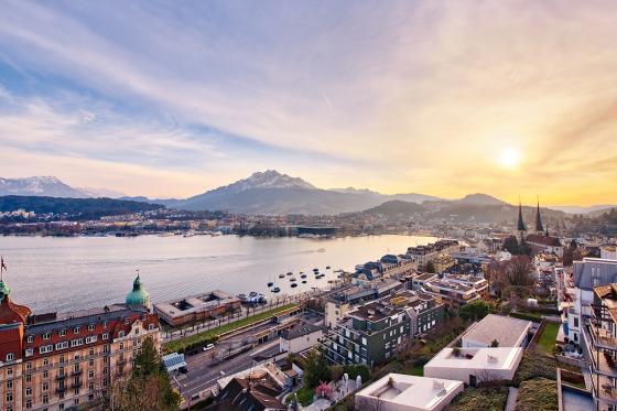 Auszeit im Montana - Übernachtung über den Dächern Luzerns inkl. 4-Gang-Menü 12 