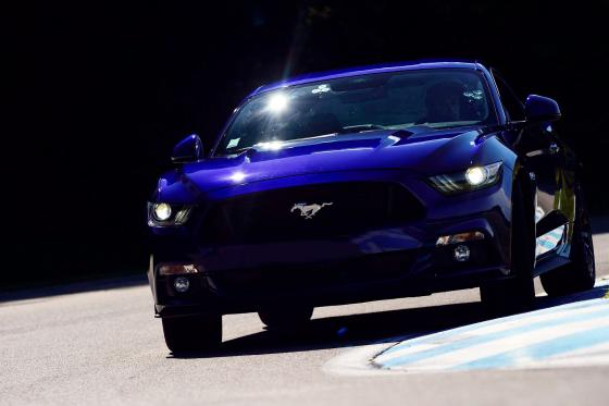 Lambo Huracan & voiture de sport - 8 tours sur circuit + 2 tours gratuits 2 