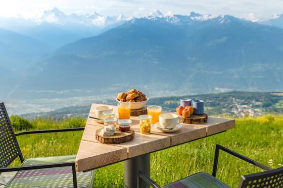Sommeraufenthalt auf 2112 M.ü.M. - 2 Nächte in Crans-Montana für 2 Personen | Werktags 6 