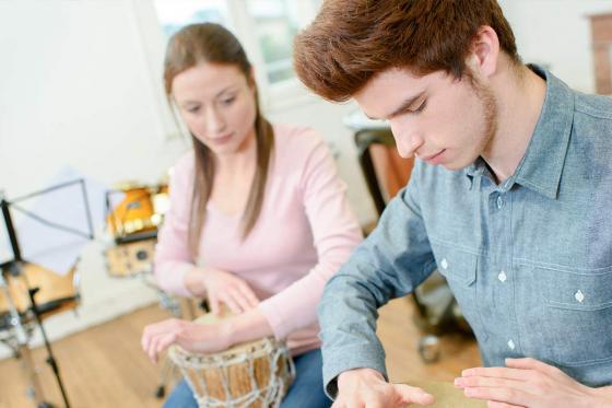 2 Musiklektionen  - bei der Musiklehrperson Ihrer Wahl 5 