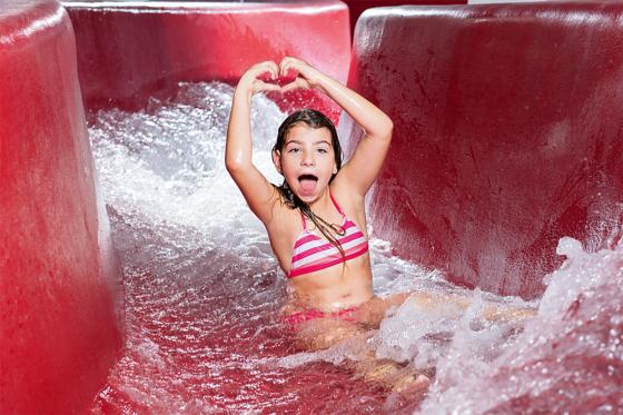 Familien Badespass in Bern - Erlebnisbad Bernaqua für 4 Pers. 1 