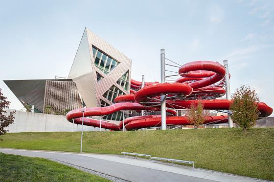 Familien Badespass in Bern - Erlebnisbad Bernaqua für 4 Pers. 7 