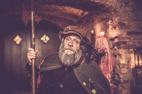 Nuit au Moyen-Âge - En chambre à thème, avec petit déjeuner pour 2 personnes 12 