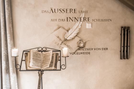 Mittelalter Übernachtung  - inkl. Frühstucksbuffet, Ritteressen im Themenzimmer für 2 20 