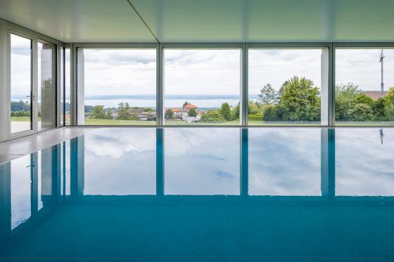 Wellness et vue époustouflante - 1 nuit avec repas du soir à 4 plats pour 2 personnes  