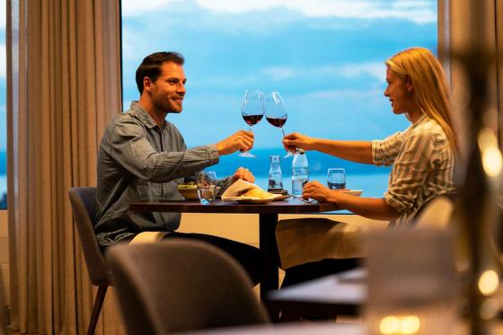 Wellness et vue époustouflante - 1 nuit avec repas du soir à 4 plats pour 2 personnes 7 