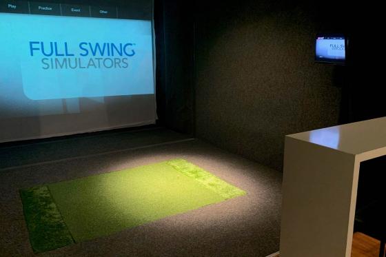 Golf Simulator - 60 Minuten für bis zu 4 Personen 2 