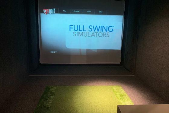 Golf Simulator - 60 Minuten für bis zu 4 Personen 6 