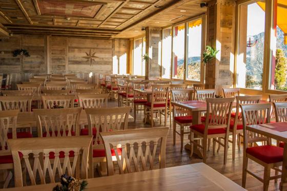 Séjour de ski à Leysin - Forfait ski, petit déjeuner, repas du soir et nuitée pour 2 personnes 8 