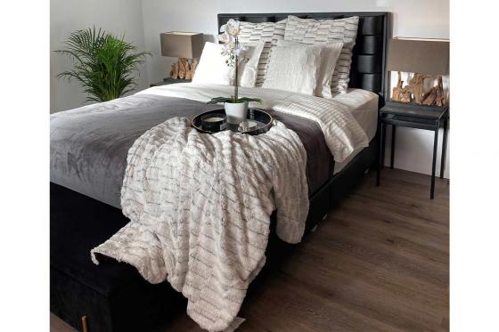 Luxus Private Spa - romantische Auszeit, 3 Stunden für 2 Personen | wochentags 11 