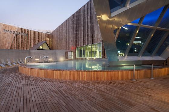 Übernachtung mit Fondueplausch  - inkl.  Glühwein, Frühstück, Fondue in Gondel, Dessert 1 