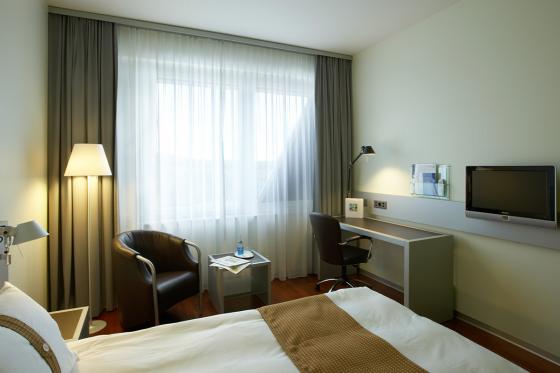 Übernachtung mit Fondueplausch  - inkl.  Glühwein, Frühstück, Fondue in Gondel, Dessert 3 