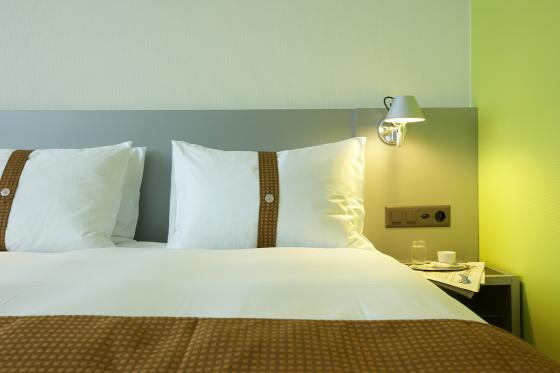 Übernachtung mit Fondueplausch  - inkl.  Glühwein, Frühstück, Fondue in Gondel, Dessert 5 