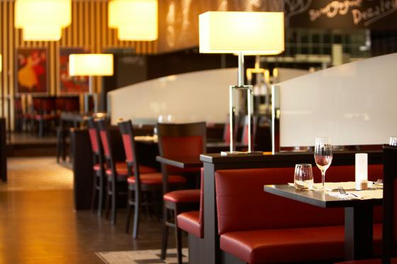 Übernachtung mit Fondueplausch  - inkl.  Glühwein, Frühstück, Fondue in Gondel, Dessert 6 