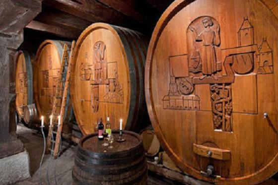 Schloss Spiez Erlebnistag - Schifffahrt 2. Klasse, Apero und Museumseintritt | 2 Personen 6  Schloss Spiez Erlebnistag - Schifffahrt 2. Klasse, Apero und Museumseintritt | 2 Personen 6