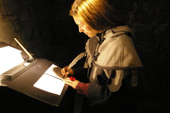 Schloss Spiez Erlebnistag - Schifffahrt 2. Klasse, Apero und Museumseintritt | 2 Personen 10  Schloss Spiez Erlebnistag - Schifffahrt 2. Klasse, Apero und Museumseintritt | 2 Personen 10