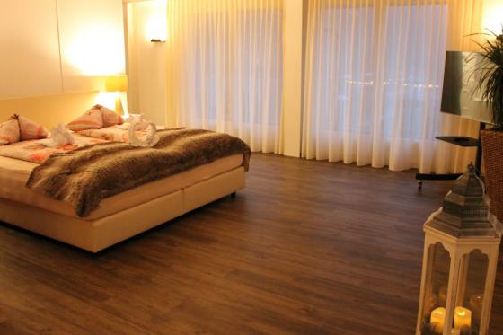 Loveroom Top of Goldey - Übernachtung & Privater Whirlpool | Wochentage 2 