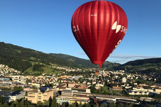 Ballonfahrt - in Luzern, Bern, Aargau oder Zürich für 2 Personen  9 