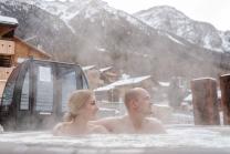 Escapade bien-être en Valais - 1 nuit avec spa privé et repas aux chandelles à 3 plats pour 2 pers.