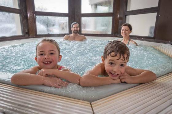 Escapade bien-être en Valais - 1 nuit avec spa privé et repas aux chandelles à 3 plats pour 2 pers. 7 