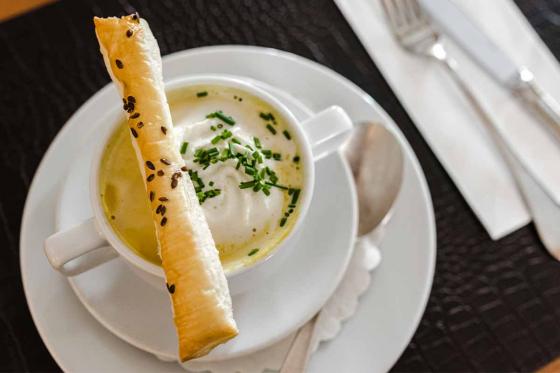 Escapade bien-être en Valais - 1 nuit avec spa privé et repas aux chandelles à 3 plats pour 2 pers. 17 