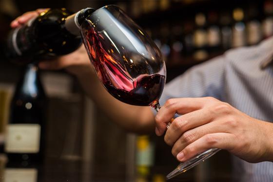 Vin rouge italien d'exception - 6 bouteilles de vin rouge livrées chez vous  1 