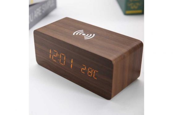 Station intelligente 3 en 1 - Réveil LED, haut-parleur, chargeur Qi 1 