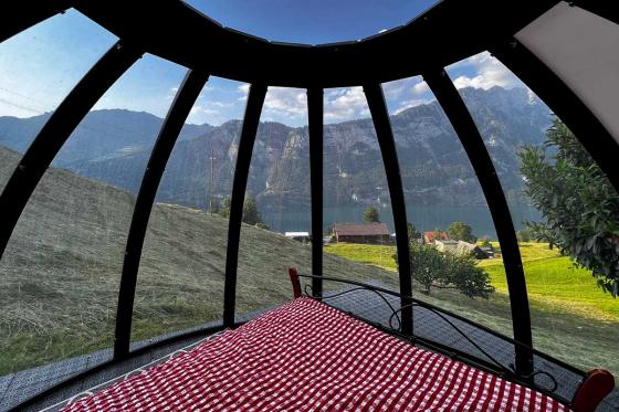 Bubble-Suite Übernachtung - unter dem Sternenhimmel mit Trottiabfahrt für 2  5 