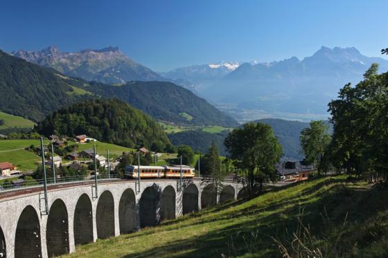 Übernachtung in den Bergen - inkl. Fondue für 2 Personen 2 