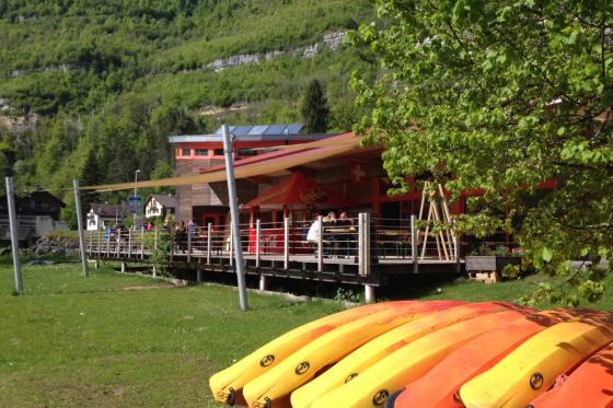 Tagesausflug Action & Spass - Für eine Familie, Kanu fahrt, Golf und Pizza-Plausch 1 