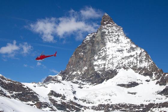 Helikopterflug -  Fliegen Sie über das Matterhorn | 1 Person 4 