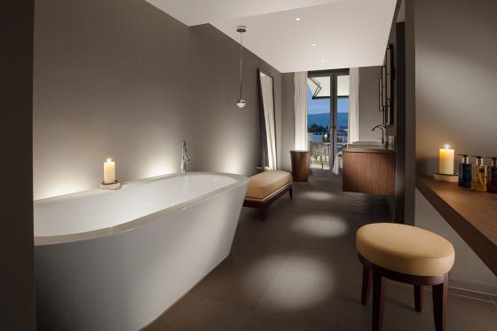 Rooftop a Zurigo - Pernottamento in suite di lusso con colazione e spa incluse 2 