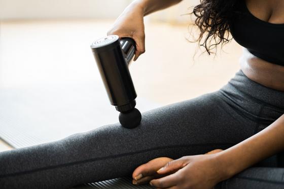 Pistolet de massage musculaire  - avec 6 pièces jointes 5 