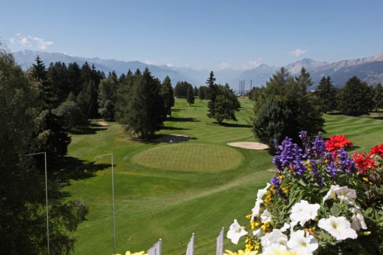 Hôtel de légende à Crans-Montana - 2 nuits au Grand Hôtel du Golf & Palace, pour 2 personnes 4 