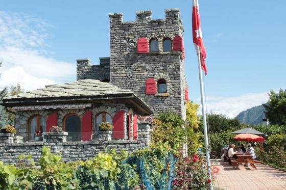 Weinverkostung - inkl. Walliser Platte & freier Spaziergang, 6 Personen  