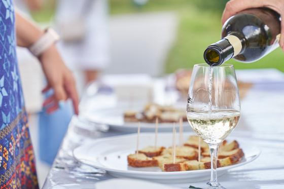 Weinverkostung - inkl. Walliser Platte & freier Spaziergang, 6 Personen 4 