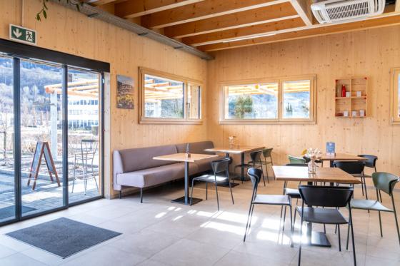 Weinverkostung - inkl. Walliser Platte & freier Spaziergang, 6 Personen 8 