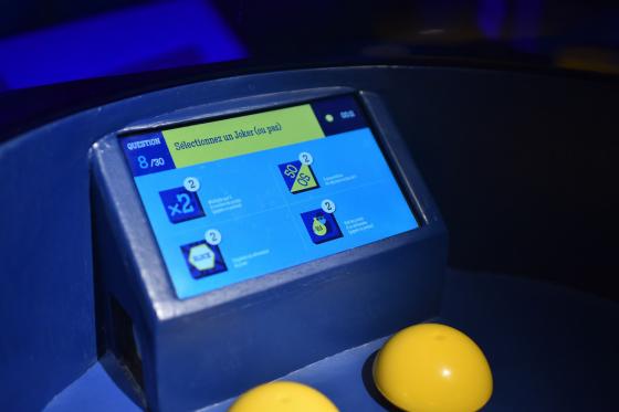 Quiz Room - Défiez vos amis dans un décor de plateau télé | 4 personnes 3 