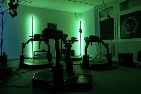 Virtual Reality Spiel - 15 Minuten auf einer omnidirektionalen Plattform | 2 Personen 1 