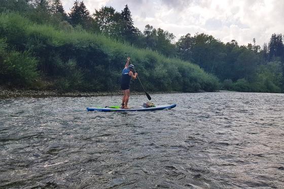 Découverte Stand Up Paddle - sur la rivière de l'Aar avec pique-nique et boissons inclus | 2 pers 4 